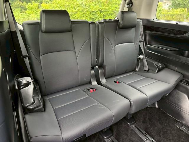 アルファード 2.5S Cパッケージ /ツインムーンルーフ/衝突軽減/デジタルインナーミラー/BSM/レーダークルーズ/レーンキープ/コーナーセンサ/パワーバックドア/シートエアコン/パワーシート/電動格納ミラー/バックカメラ/USB接続(66枚目)