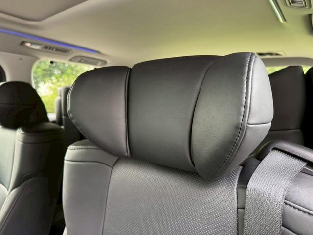 アルファード 2.5S Cパッケージ /ツインムーンルーフ/衝突軽減/デジタルインナーミラー/BSM/レーダークルーズ/レーンキープ/コーナーセンサ/パワーバックドア/シートエアコン/パワーシート/電動格納ミラー/バックカメラ/USB接続(71枚目)