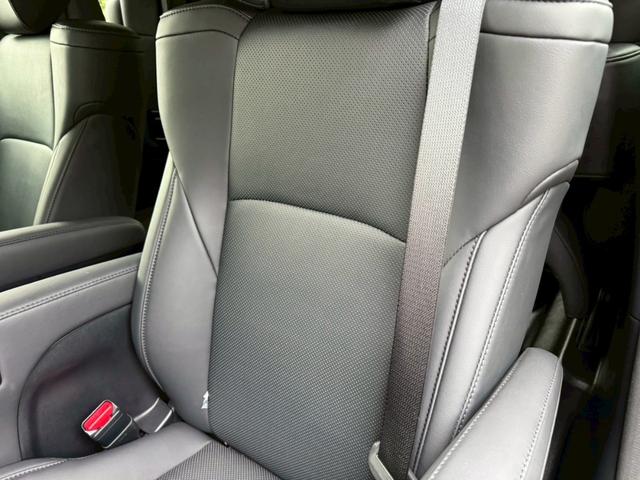 アルファード 2.5S Cパッケージ /ツインムーンルーフ/衝突軽減/デジタルインナーミラー/BSM/レーダークルーズ/レーンキープ/コーナーセンサ/パワーバックドア/シートエアコン/パワーシート/電動格納ミラー/バックカメラ/USB接続(72枚目)