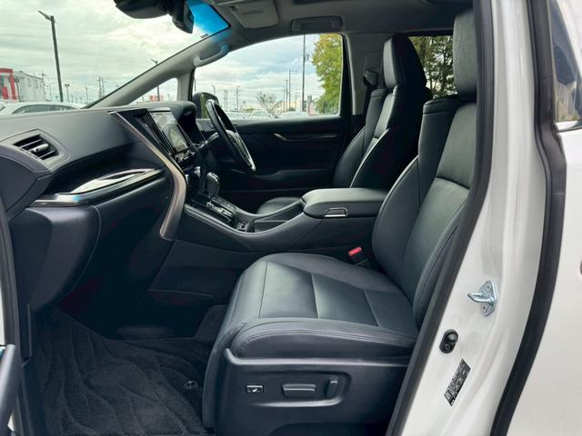 アルファード 2.5S Cパッケージ /ツインムーンルーフ/衝突軽減/デジタルインナーミラー/BSM/レーダークルーズ/レーンキープ/コーナーセンサ/パワーバックドア/シートエアコン/パワーシート/電動格納ミラー/バックカメラ/USB接続(74枚目)