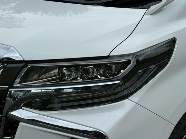 アルファード ２．５Ｓ　Ｃパッケージ　／衝突軽減／レーダークルーズ／レーンキープ／コーナーセンサー／両側パワースライドドア／シートエアコン／プッシュスタート／パワーバックドア／パワーシート／シートメモリ／ＥＴＣ／バックカメラ／ＵＳＢ接続（5枚目）