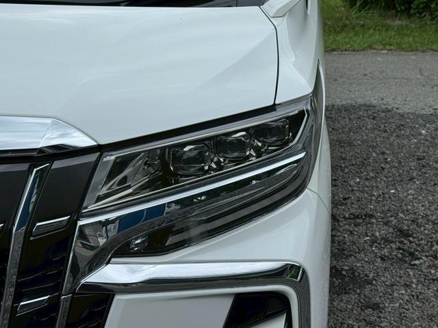 アルファード ２．５Ｓ　Ｃパッケージ　／衝突軽減／レーダークルーズ／レーンキープ／コーナーセンサー／両側パワースライドドア／シートエアコン／プッシュスタート／パワーバックドア／パワーシート／シートメモリ／ＥＴＣ／バックカメラ／ＵＳＢ接続（6枚目）