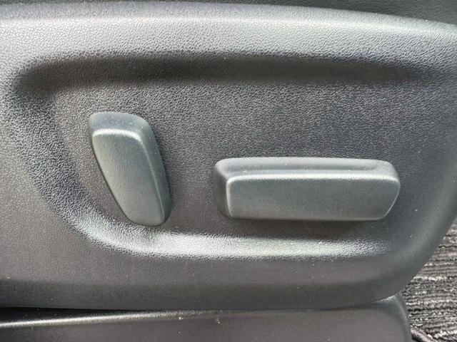 アルファード ２．５Ｓ　Ｃパッケージ　／衝突軽減／レーダークルーズ／レーンキープ／コーナーセンサー／両側パワースライドドア／シートエアコン／プッシュスタート／パワーバックドア／パワーシート／シートメモリ／ＥＴＣ／バックカメラ／ＵＳＢ接続（33枚目）