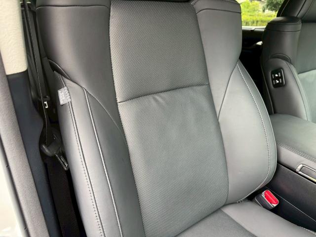 アルファード ２．５Ｓ　Ｃパッケージ　／衝突軽減／レーダークルーズ／レーンキープ／コーナーセンサー／両側パワースライドドア／シートエアコン／プッシュスタート／パワーバックドア／パワーシート／シートメモリ／ＥＴＣ／バックカメラ／ＵＳＢ接続（38枚目）