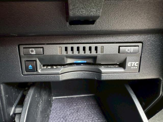 アルファード ２．５Ｓ　Ｃパッケージ　／衝突軽減／レーダークルーズ／レーンキープ／コーナーセンサー／両側パワースライドドア／シートエアコン／プッシュスタート／パワーバックドア／パワーシート／シートメモリ／ＥＴＣ／バックカメラ／ＵＳＢ接続（46枚目）