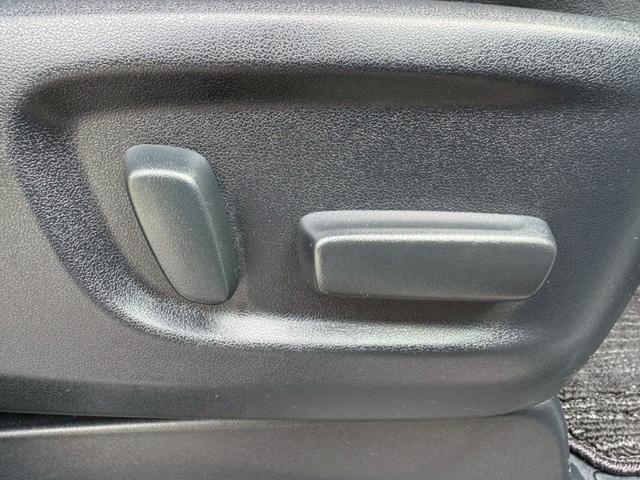 アルファード ２．５Ｓ　Ｃパッケージ／　ツインムーンルーフ／衝突軽減／レーダークルーズ／レーンキープ／コーナーセンサ／シートエアコン／両側パワースライドドア／電動格納ミラー／パワーバックドア／パワーシート／シートメモリ／ＥＴＣ／バックカメラ（35枚目）