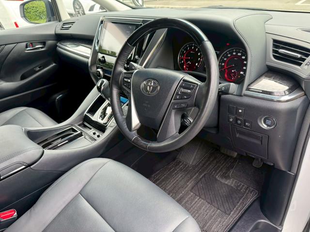 アルファード ２．５Ｓ　Ｃパッケージ／　ツインムーンルーフ／衝突軽減／レーダークルーズ／レーンキープ／コーナーセンサ／シートエアコン／両側パワースライドドア／電動格納ミラー／パワーバックドア／パワーシート／シートメモリ／ＥＴＣ／バックカメラ（38枚目）