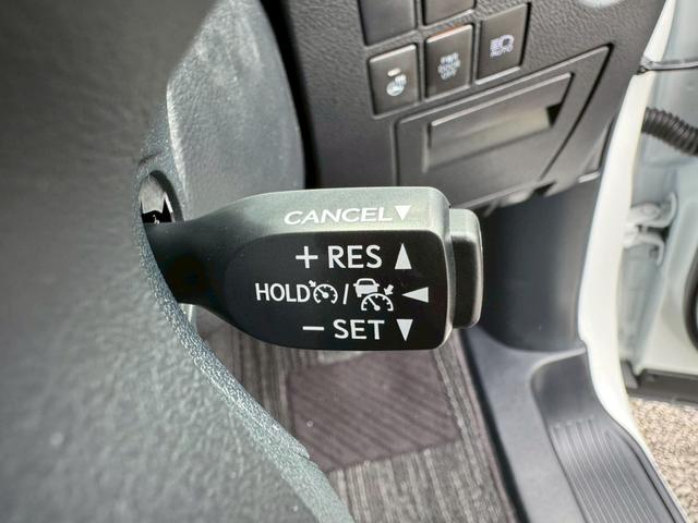 アルファード ２．５Ｓ　Ｃパッケージ／　ツインムーンルーフ／衝突軽減／レーダークルーズ／レーンキープ／コーナーセンサ／シートエアコン／両側パワースライドドア／電動格納ミラー／パワーバックドア／パワーシート／シートメモリ／ＥＴＣ／バックカメラ（44枚目）