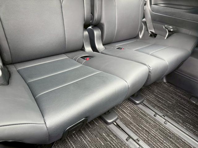 アルファード ２．５Ｓ　Ｃパッケージ／　ツインムーンルーフ／衝突軽減／レーダークルーズ／レーンキープ／コーナーセンサ／シートエアコン／両側パワースライドドア／電動格納ミラー／パワーバックドア／パワーシート／シートメモリ／ＥＴＣ／バックカメラ（64枚目）