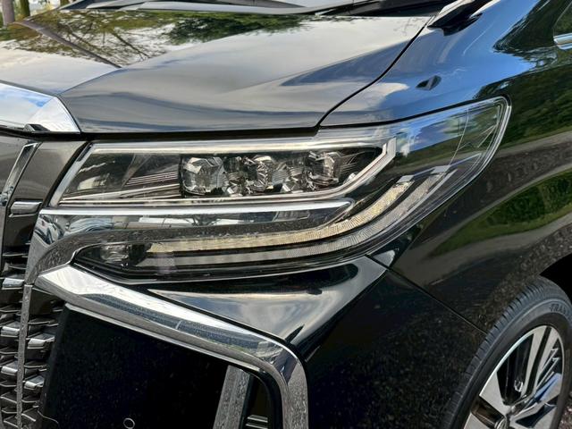 アルファード ２．５Ｓ　Ｃパッケージ／後期／　ツインムーンルーフ／デジタルインナーミラ／フリップダウンモニタ／両側パワースライドドア／衝突軽減／レーダークルーズ／レーンキープ／コーナーセンサ／シートエアコン／パワーバックドア／ＥＴＣ／バックカメラ（5枚目）