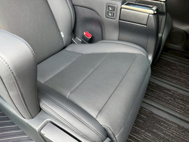 アルファード ２．５Ｓ　Ｃパッケージ／後期／　ツインムーンルーフ／デジタルインナーミラ／フリップダウンモニタ／両側パワースライドドア／衝突軽減／レーダークルーズ／レーンキープ／コーナーセンサ／シートエアコン／パワーバックドア／ＥＴＣ／バックカメラ（63枚目）