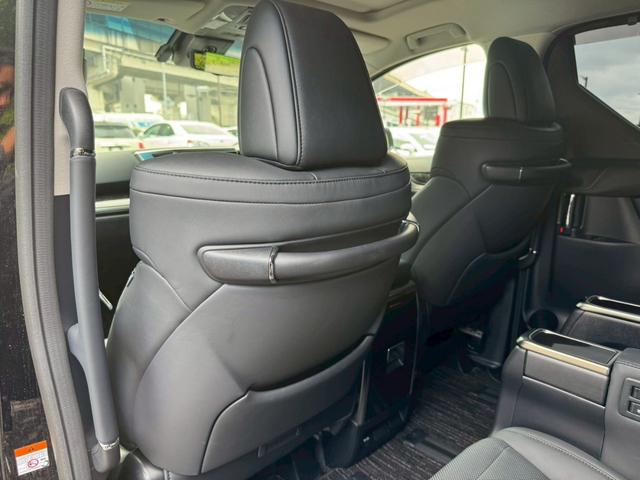 アルファード ２．５Ｓ　Ｃパッケージ／後期／　ツインムーンルーフ／デジタルインナーミラ／フリップダウンモニタ／両側パワースライドドア／衝突軽減／レーダークルーズ／レーンキープ／コーナーセンサ／シートエアコン／パワーバックドア／ＥＴＣ／バックカメラ（74枚目）