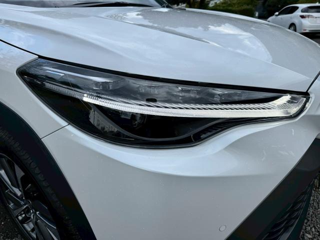 カローラクロス ハイブリッド　Ｚ　／衝突軽減／レーダークルーズ／レーンキープ／コーナーセンサー／シートヒータ／パワーバックドア／ディスプレイオーディオ／オートライト／プッシュスタート／電動格納ミラー／パワーシート／バックカメラ／ＥＴＣ（12枚目）