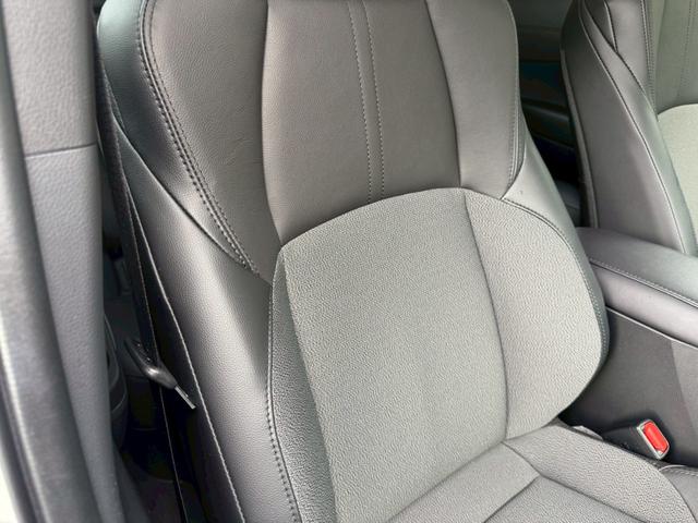 カローラクロス ハイブリッド　Ｚ　／衝突軽減／レーダークルーズ／レーンキープ／コーナーセンサー／シートヒータ／パワーバックドア／ディスプレイオーディオ／オートライト／プッシュスタート／電動格納ミラー／パワーシート／バックカメラ／ＥＴＣ（35枚目）