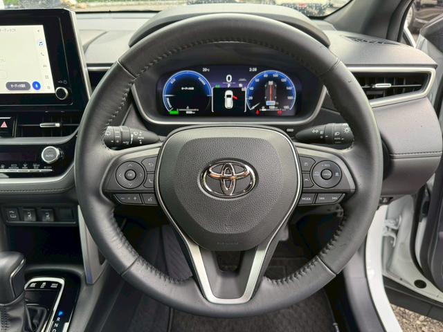 カローラクロス ハイブリッド　Ｚ　／衝突軽減／レーダークルーズ／レーンキープ／コーナーセンサー／シートヒータ／パワーバックドア／ディスプレイオーディオ／オートライト／プッシュスタート／電動格納ミラー／パワーシート／バックカメラ／ＥＴＣ（38枚目）