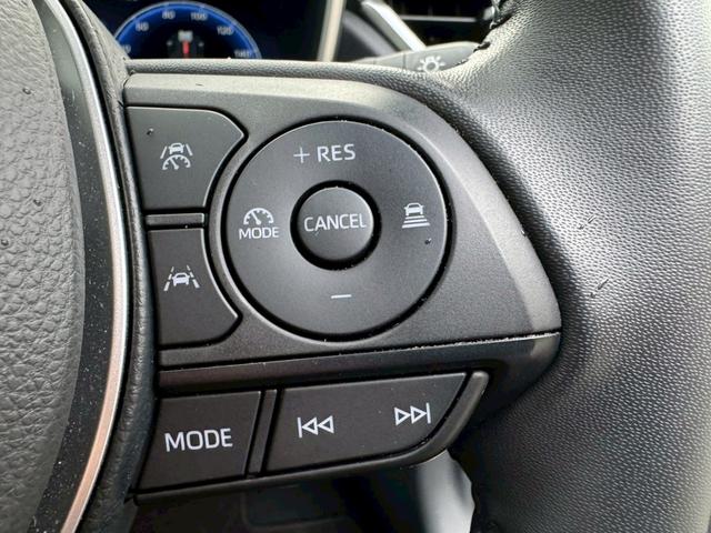 カローラクロス ハイブリッド　Ｚ　／衝突軽減／レーダークルーズ／レーンキープ／コーナーセンサー／シートヒータ／パワーバックドア／ディスプレイオーディオ／オートライト／プッシュスタート／電動格納ミラー／パワーシート／バックカメラ／ＥＴＣ（40枚目）