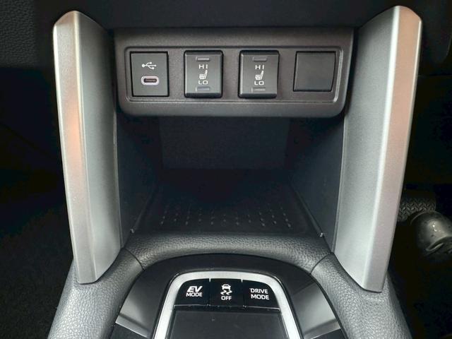 カローラクロス ハイブリッド　Ｚ　／衝突軽減／レーダークルーズ／レーンキープ／コーナーセンサー／シートヒータ／パワーバックドア／ディスプレイオーディオ／オートライト／プッシュスタート／電動格納ミラー／パワーシート／バックカメラ／ＥＴＣ（46枚目）