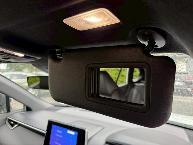 カローラクロス ハイブリッド　Ｚ　／衝突軽減／レーダークルーズ／レーンキープ／コーナーセンサー／シートヒータ／パワーバックドア／ディスプレイオーディオ／オートライト／プッシュスタート／電動格納ミラー／パワーシート／バックカメラ／ＥＴＣ（52枚目）