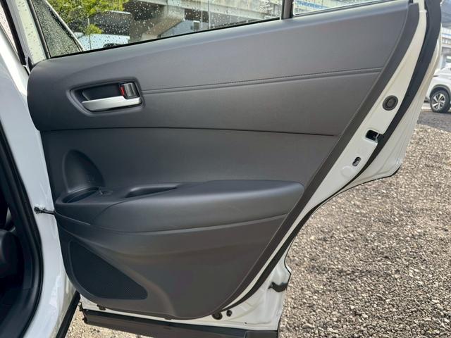 カローラクロス ハイブリッド　Ｚ　／衝突軽減／レーダークルーズ／レーンキープ／コーナーセンサー／シートヒータ／パワーバックドア／ディスプレイオーディオ／オートライト／プッシュスタート／電動格納ミラー／パワーシート／バックカメラ／ＥＴＣ（53枚目）