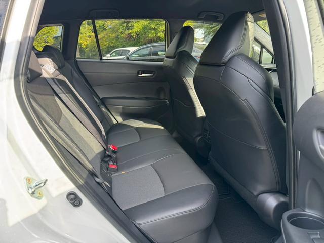 カローラクロス ハイブリッド　Ｚ　／衝突軽減／レーダークルーズ／レーンキープ／コーナーセンサー／シートヒータ／パワーバックドア／ディスプレイオーディオ／オートライト／プッシュスタート／電動格納ミラー／パワーシート／バックカメラ／ＥＴＣ（54枚目）