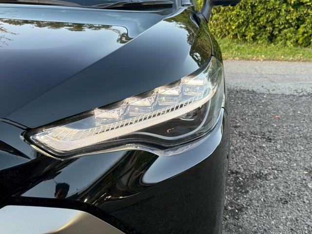 カローラクロス ハイブリッド Z /パノラマルーフ/BSM/全周囲カメラ/衝突軽減/レーダークルーズ/レーンキープ/コーナーセンサー/シートヒーター/ディスプレイオーディオ/パワーバックドア/ハーフレザー/電動格納ミラー/ETC2.0(6枚目)