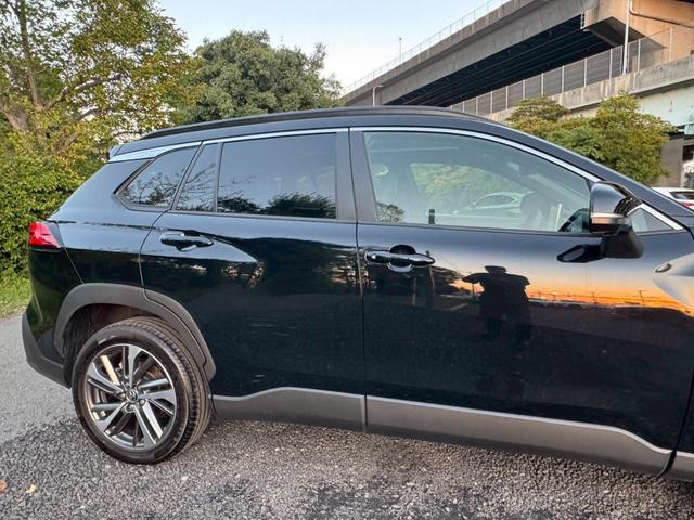 カローラクロス ハイブリッド Z /パノラマルーフ/BSM/全周囲カメラ/衝突軽減/レーダークルーズ/レーンキープ/コーナーセンサー/シートヒーター/ディスプレイオーディオ/パワーバックドア/ハーフレザー/電動格納ミラー/ETC2.0(20枚目)