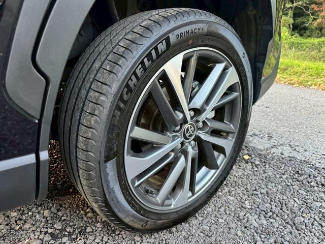 カローラクロス ハイブリッド Z /パノラマルーフ/BSM/全周囲カメラ/衝突軽減/レーダークルーズ/レーンキープ/コーナーセンサー/シートヒーター/ディスプレイオーディオ/パワーバックドア/ハーフレザー/電動格納ミラー/ETC2.0(32枚目)