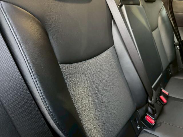 カローラクロス ハイブリッド Z /パノラマルーフ/BSM/全周囲カメラ/衝突軽減/レーダークルーズ/レーンキープ/コーナーセンサー/シートヒーター/ディスプレイオーディオ/パワーバックドア/ハーフレザー/電動格納ミラー/ETC2.0(63枚目)