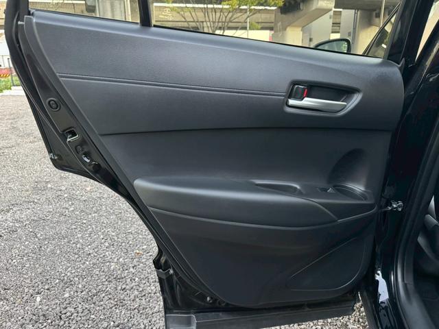 カローラクロス ハイブリッド Z /パノラマルーフ/BSM/全周囲カメラ/衝突軽減/レーダークルーズ/レーンキープ/コーナーセンサー/シートヒーター/ディスプレイオーディオ/パワーバックドア/ハーフレザー/電動格納ミラー/ETC2.0(67枚目)