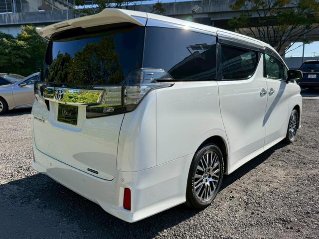 ヴェルファイア ２．５Ｚ　Ｇエディション　／ワンオーナ／フリップダウンモニタ／両側パワースライドドア／衝突軽減／レーダークルーズ／コーナーセンサ／パワーバックドア／電動格納ミラー／パワーシート／シートメモリ／ハーフレザー／ＥＴＣ／バックカメラ（20枚目）