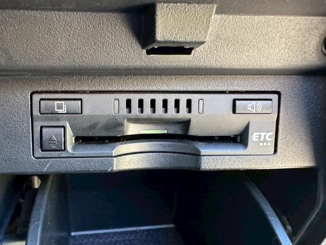 ヴェルファイア ２．５Ｚ　Ｇエディション　／ワンオーナ／フリップダウンモニタ／両側パワースライドドア／衝突軽減／レーダークルーズ／コーナーセンサ／パワーバックドア／電動格納ミラー／パワーシート／シートメモリ／ハーフレザー／ＥＴＣ／バックカメラ（49枚目）