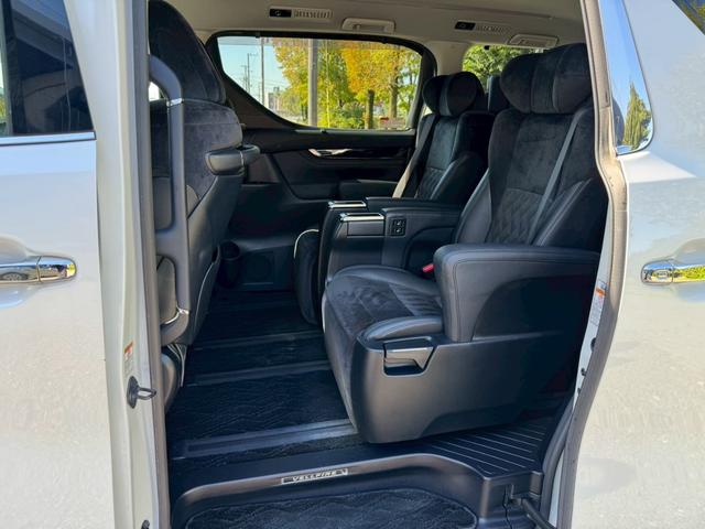 ヴェルファイア ２．５Ｚ　Ｇエディション　／ワンオーナ／フリップダウンモニタ／両側パワースライドドア／衝突軽減／レーダークルーズ／コーナーセンサ／パワーバックドア／電動格納ミラー／パワーシート／シートメモリ／ハーフレザー／ＥＴＣ／バックカメラ（68枚目）