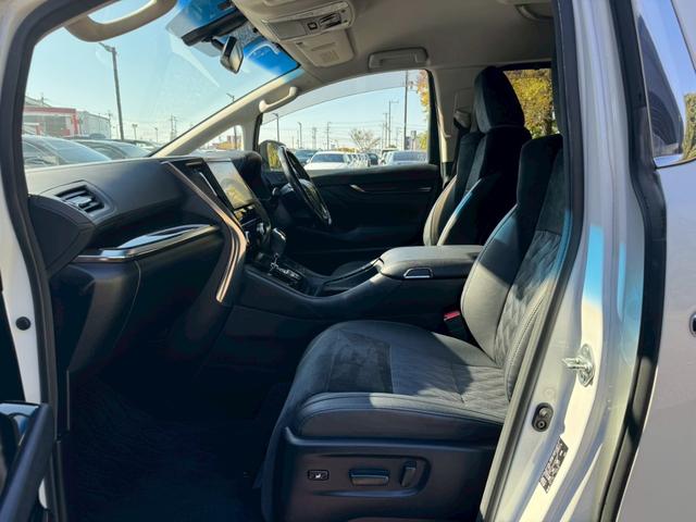 ヴェルファイア ２．５Ｚ　Ｇエディション　／ワンオーナ／フリップダウンモニタ／両側パワースライドドア／衝突軽減／レーダークルーズ／コーナーセンサ／パワーバックドア／電動格納ミラー／パワーシート／シートメモリ／ハーフレザー／ＥＴＣ／バックカメラ（74枚目）