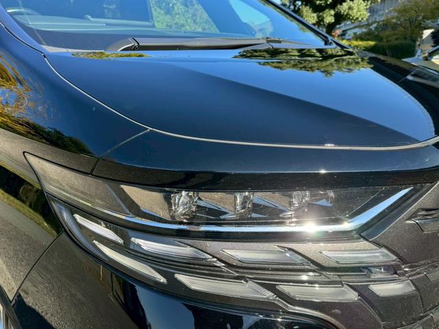 アルファード Ｚ　／フリップダウンモニタ／左右独立ムーンルーフ／デジタルインナーミラー／ＢＳＭ／衝突軽減／レーダークルーズ／レーンキープ／コーナーセンサ／全周囲カメラ／両側パワースライドドア／電動格納ミラ／ＥＴＣ２．０（11枚目）