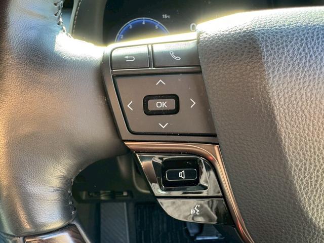 アルファード Ｚ　／フリップダウンモニタ／左右独立ムーンルーフ／デジタルインナーミラー／ＢＳＭ／衝突軽減／レーダークルーズ／レーンキープ／コーナーセンサ／全周囲カメラ／両側パワースライドドア／電動格納ミラ／ＥＴＣ２．０（42枚目）