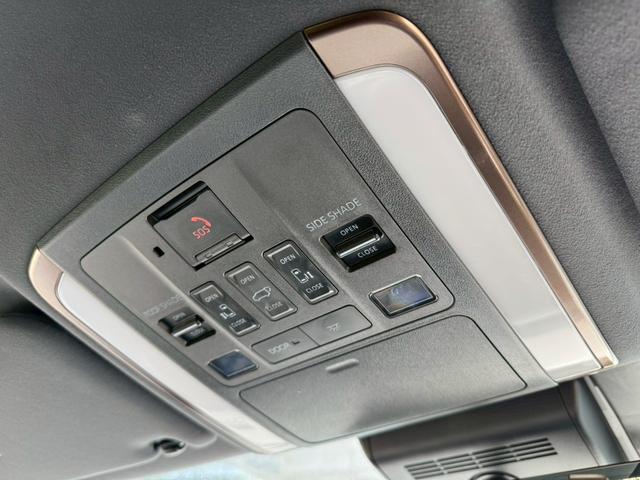 アルファード Ｚ　／フリップダウンモニタ／左右独立ムーンルーフ／デジタルインナーミラー／ＢＳＭ／衝突軽減／レーダークルーズ／レーンキープ／コーナーセンサ／全周囲カメラ／両側パワースライドドア／電動格納ミラ／ＥＴＣ２．０（57枚目）