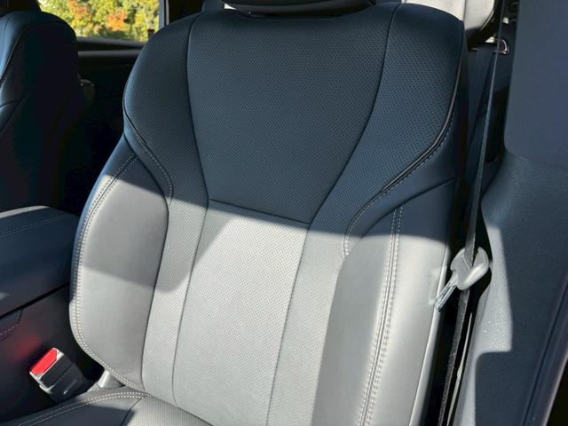 アルファード Ｚ　／フリップダウンモニタ／左右独立ムーンルーフ／デジタルインナーミラー／ＢＳＭ／衝突軽減／レーダークルーズ／レーンキープ／コーナーセンサ／全周囲カメラ／両側パワースライドドア／電動格納ミラ／ＥＴＣ２．０（74枚目）