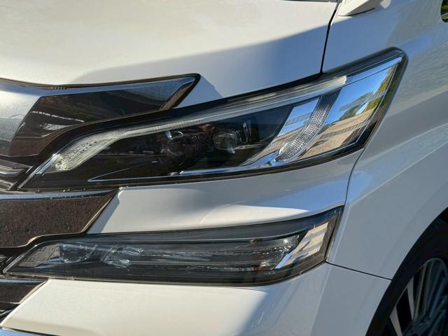 ヴェルファイア ２．５Ｚ　Ｇエディション　／フリップダウンモニター／衝突軽減／レーダークルーズ／両側パワースライドドア／パワーバックドア／パワーシート／シートメモリ／電動格納ミラー／ハーフレザー／ＥＴＣ／バックカメラ／Ｂｌｕｅｔｏｏｔｈ（5枚目）