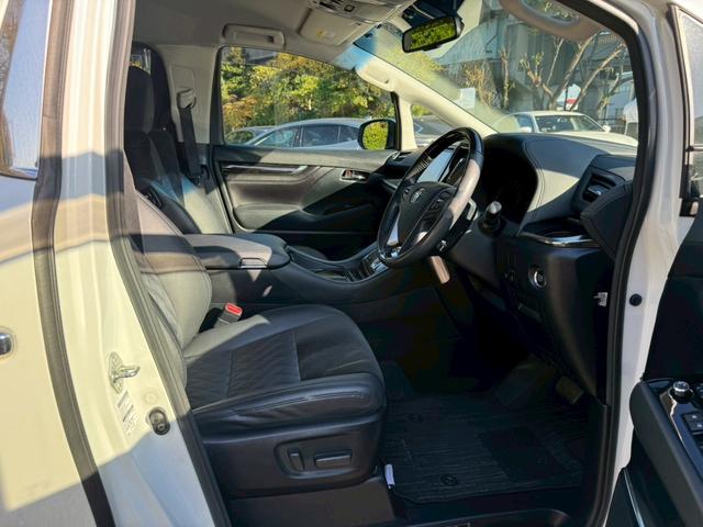 ヴェルファイア ２．５Ｚ　Ｇエディション　／フリップダウンモニター／衝突軽減／レーダークルーズ／両側パワースライドドア／パワーバックドア／パワーシート／シートメモリ／電動格納ミラー／ハーフレザー／ＥＴＣ／バックカメラ／Ｂｌｕｅｔｏｏｔｈ（34枚目）