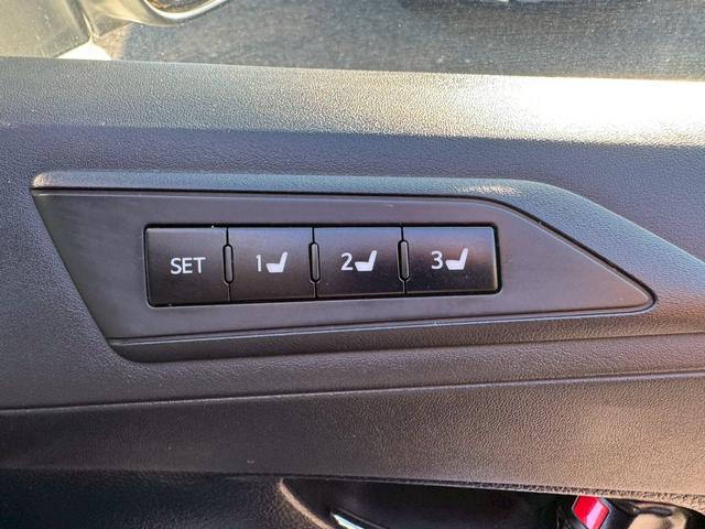 ヴェルファイア ２．５Ｚ　Ｇエディション　／フリップダウンモニター／衝突軽減／レーダークルーズ／両側パワースライドドア／パワーバックドア／パワーシート／シートメモリ／電動格納ミラー／ハーフレザー／ＥＴＣ／バックカメラ／Ｂｌｕｅｔｏｏｔｈ（35枚目）