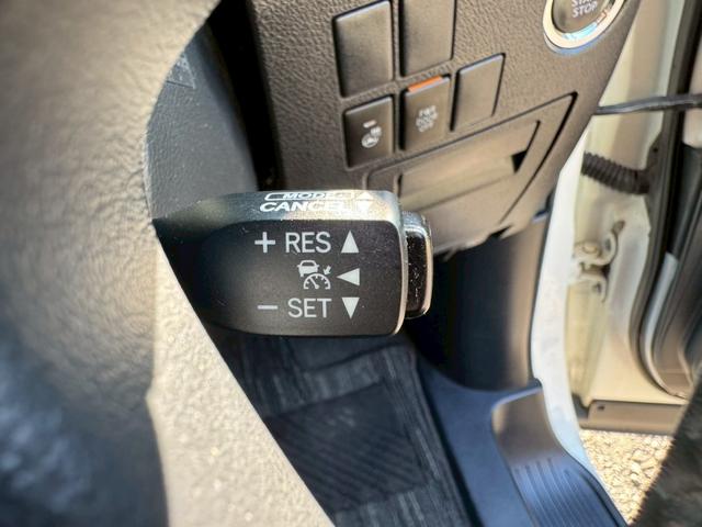 ヴェルファイア ２．５Ｚ　Ｇエディション　／フリップダウンモニター／衝突軽減／レーダークルーズ／両側パワースライドドア／パワーバックドア／パワーシート／シートメモリ／電動格納ミラー／ハーフレザー／ＥＴＣ／バックカメラ／Ｂｌｕｅｔｏｏｔｈ（43枚目）