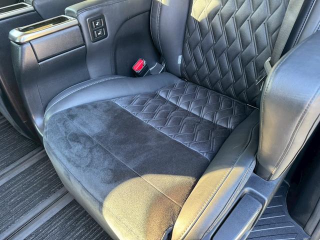 ヴェルファイア ２．５Ｚ　Ｇエディション　／フリップダウンモニター／衝突軽減／レーダークルーズ／両側パワースライドドア／パワーバックドア／パワーシート／シートメモリ／電動格納ミラー／ハーフレザー／ＥＴＣ／バックカメラ／Ｂｌｕｅｔｏｏｔｈ（66枚目）