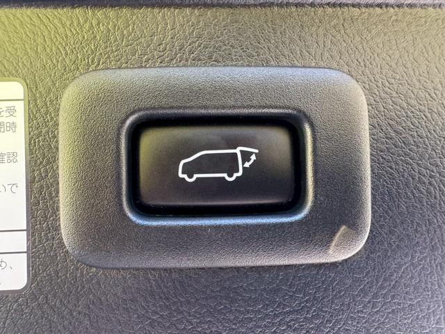 ヴェルファイア ２．５Ｚ　Ｇエディション　／フリップダウンモニター／衝突軽減／レーダークルーズ／両側パワースライドドア／パワーバックドア／パワーシート／シートメモリ／電動格納ミラー／ハーフレザー／ＥＴＣ／バックカメラ／Ｂｌｕｅｔｏｏｔｈ（68枚目）