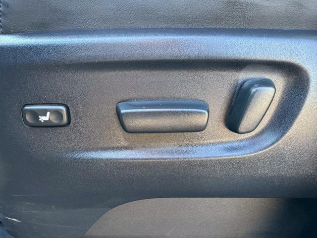 ヴェルファイア ２．５Ｚ　Ｇエディション　／フリップダウンモニター／衝突軽減／レーダークルーズ／両側パワースライドドア／パワーバックドア／パワーシート／シートメモリ／電動格納ミラー／ハーフレザー／ＥＴＣ／バックカメラ／Ｂｌｕｅｔｏｏｔｈ（72枚目）