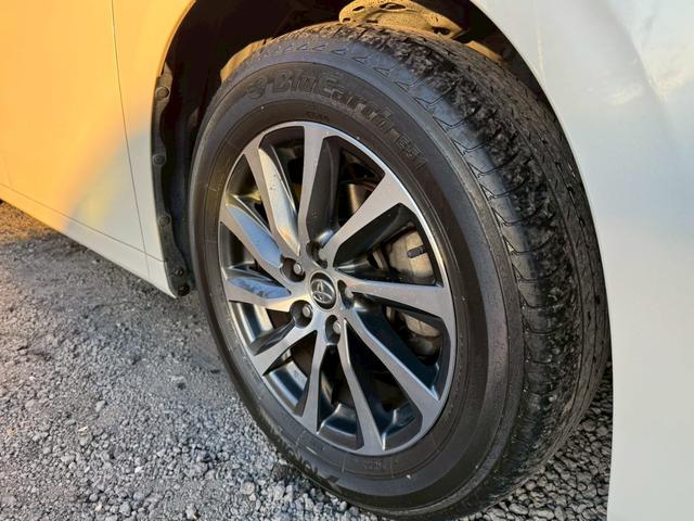 ヴェルファイア ３．５エグゼクティブラウンジ　／フリップダウンモニター／ＪＢＬサウンド／衝突軽減／レーダークルーズ／コーナーセンサー／全周囲カメラ／両側パワースライドドア／パワーバックドア／パワーシート／シートメモリ／ステアリングヒーター／ＥＴＣ（14枚目）