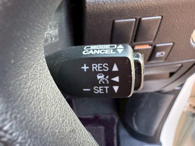 ヴェルファイア ３．５エグゼクティブラウンジ　／フリップダウンモニター／ＪＢＬサウンド／衝突軽減／レーダークルーズ／コーナーセンサー／全周囲カメラ／両側パワースライドドア／パワーバックドア／パワーシート／シートメモリ／ステアリングヒーター／ＥＴＣ（44枚目）