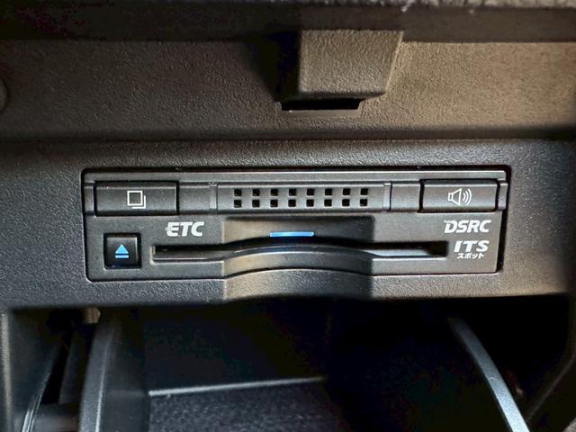 ヴェルファイア ３．５エグゼクティブラウンジ　／フリップダウンモニター／ＪＢＬサウンド／衝突軽減／レーダークルーズ／コーナーセンサー／全周囲カメラ／両側パワースライドドア／パワーバックドア／パワーシート／シートメモリ／ステアリングヒーター／ＥＴＣ（47枚目）