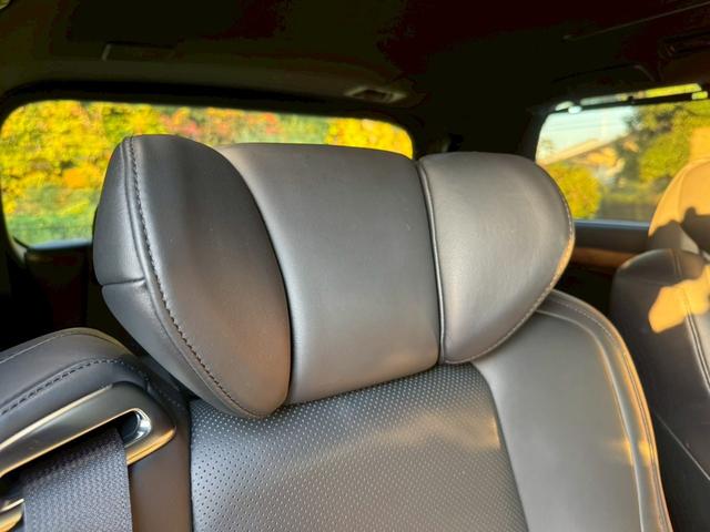 ヴェルファイア ３．５エグゼクティブラウンジ　／フリップダウンモニター／ＪＢＬサウンド／衝突軽減／レーダークルーズ／コーナーセンサー／全周囲カメラ／両側パワースライドドア／パワーバックドア／パワーシート／シートメモリ／ステアリングヒーター／ＥＴＣ（63枚目）