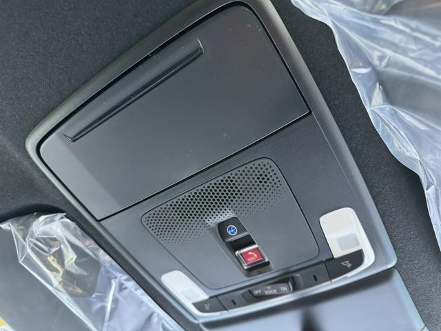 ステップワゴン ｅ：ＨＥＶスパーダ／新車未登録　／衝突軽減／レーダークルーズ／レーンキープ／両側パワースライドドア／コーナーセンサー／シートヒーター／パワーバックドア／ハーフレザーシート／オートライト／プッシュスタート／ＵＳＢ接続（51枚目）