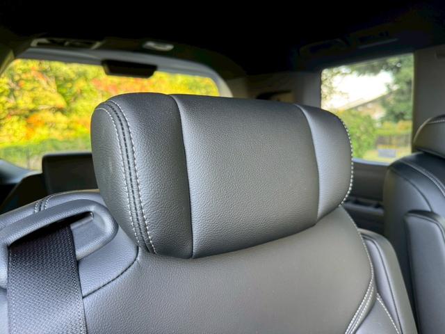 ステップワゴン ｅ：ＨＥＶスパーダ／新車未登録　／衝突軽減／レーダークルーズ／レーンキープ／両側パワースライドドア／コーナーセンサー／シートヒーター／パワーバックドア／ハーフレザーシート／オートライト／プッシュスタート／ＵＳＢ接続（56枚目）